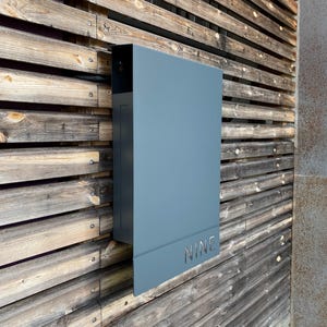 Cassetta postale moderna di grandi dimensioni con serratura: montaggio a parete personalizzato in acciaio zincato.