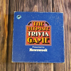 Vintage NEWSWEEK The Ultimate Trivia Game Premium Edition 1984