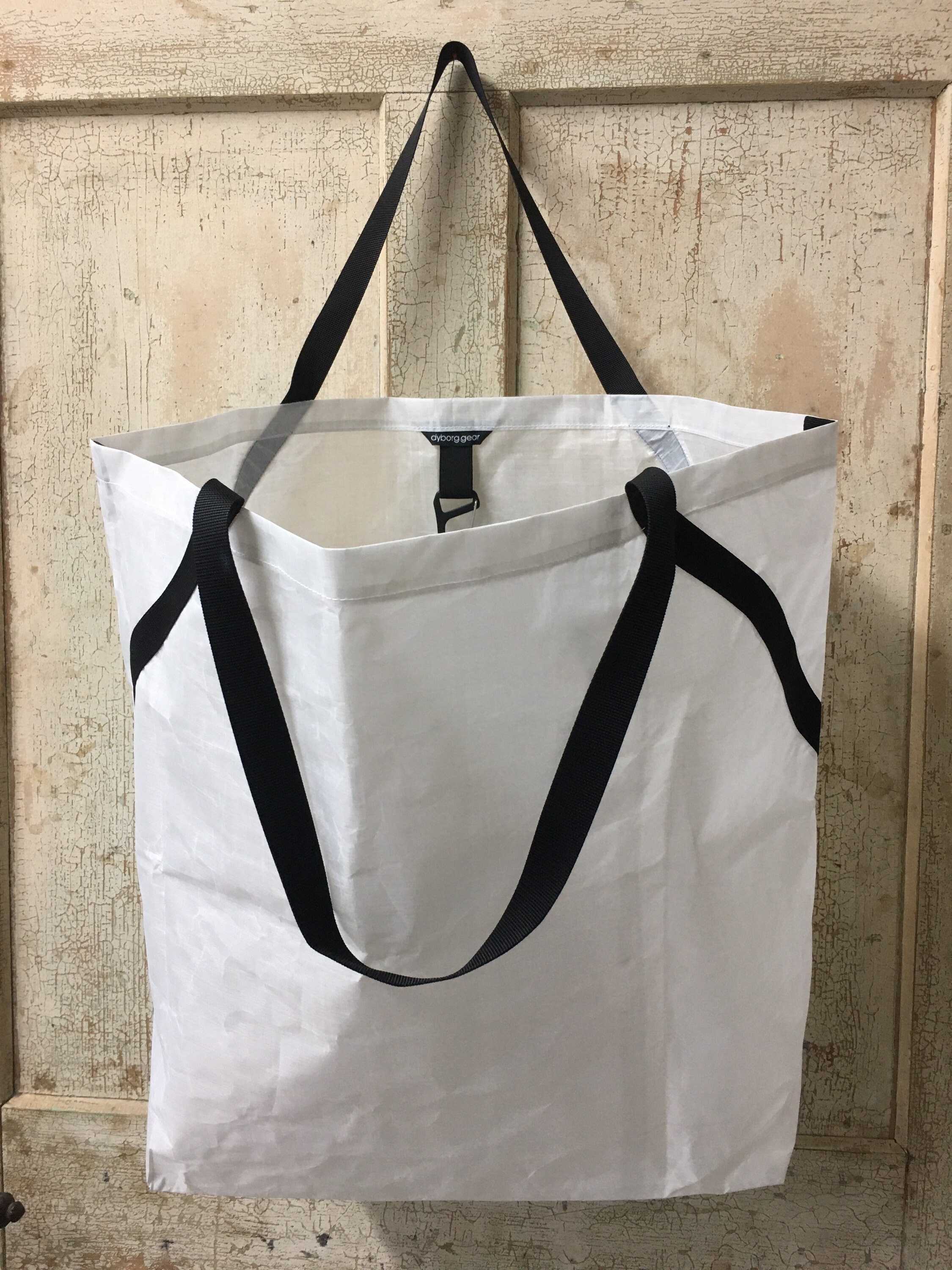 バッグ BROCHURE DYNEEMA TOTE WHITE BROCHURE DYNEEMA TOTE WHITE