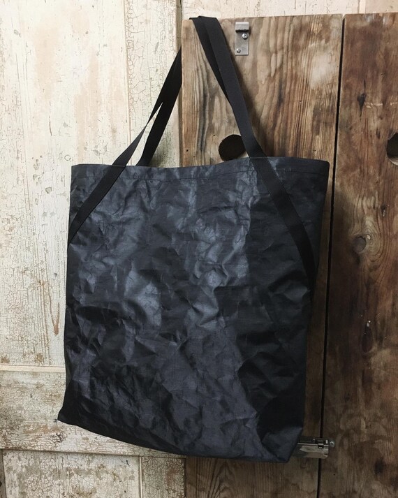 Heavy-Duty 33/" Black//Blue Triple Mesh-Bag Storage-Bin Tote Container Organizer