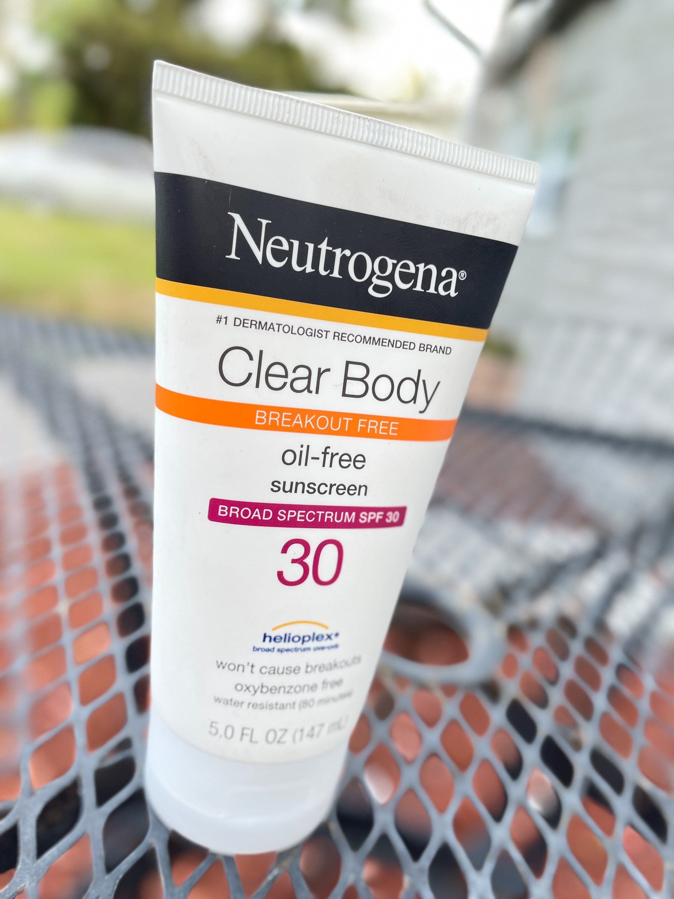Neutrogena Clear Body Lotion SPF 30 5 fl oz Etsy