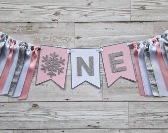 Winter onederland highchair banner, Snowflake first birthday decorations girl, winter onederland 1st birthday party decor, also in blue