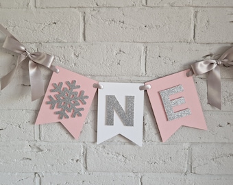 Winter Onederland Highchair Banner: Snowflake First Birthday Decor