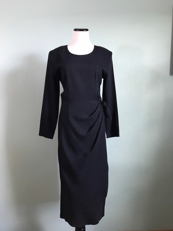 1980s does 1940s black crepe wiggle dress with fau