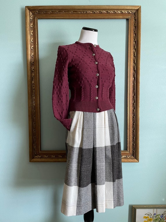 Vintage 1980s brown and white plaid skirt | vintag