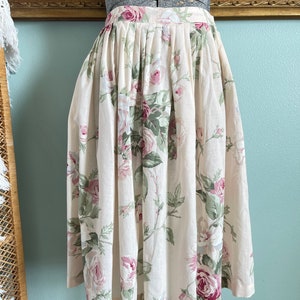 Vintage 1980s Avon Fashions painterly floral pale pink skirt | vintage 80s does 50s pleated floral skirt | vintage pale pink floral skirt