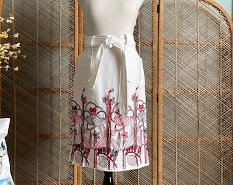 Falda vintage Nanette Lepore de tejido gofrado bordado, cintura de 34 pulgadas / falda vintage blanca ajustada / vtg Nanette Lepore