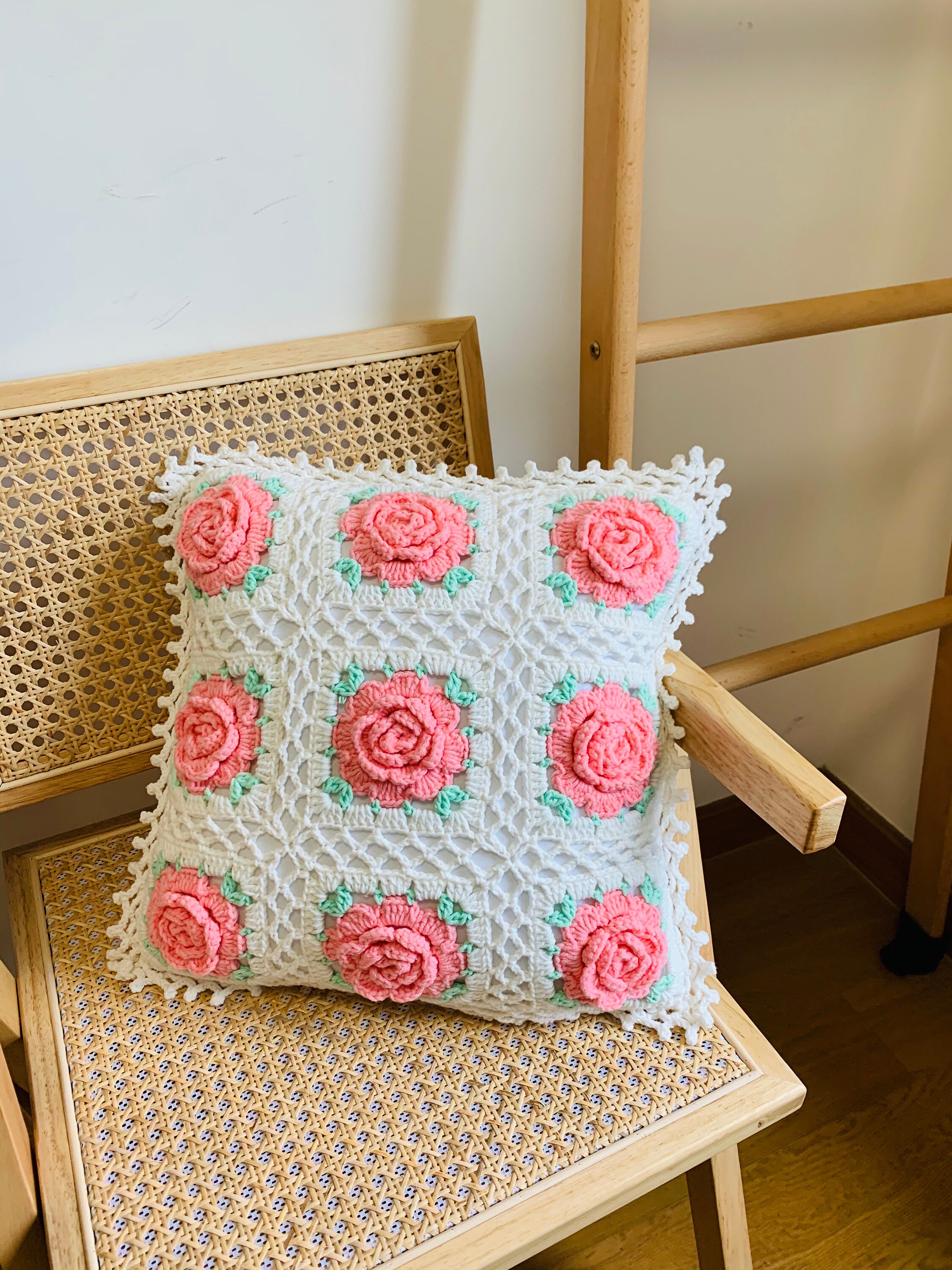 Crochet decorative pillows clearance