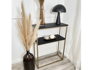 Smalle console met matzwarte planken op een gouden frame, moderne console voor de woonkamer, hal, wandconsole, kleine loftconsole