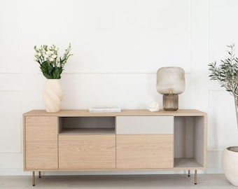 Freestanding TV cabinet in light wood finish 160 cm on golden metal legs, modern narrow TV stand in beige cashmere - wood