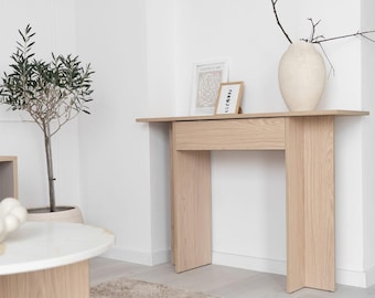 Wall-mounted narrow console table in light wood finish with drawer console for living room or hallway light wood dressing table console desk