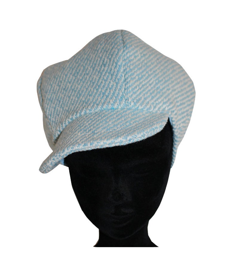 Gavroche cap chevron rolling sky blue and ecru