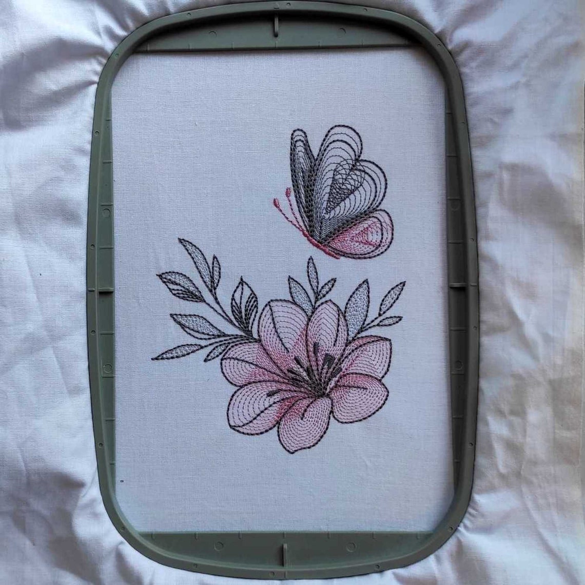 Butterfly Flower Outline Embroidery Design | 6x10 Hoop Digital File ...