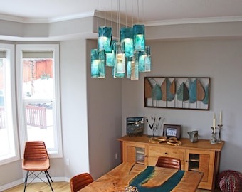 Éclairage pour îlot ou luminaire pour salle à manger. Lampe turquoise pour éclairage suspendu de cuisine. Lustre unique en verre artistique.