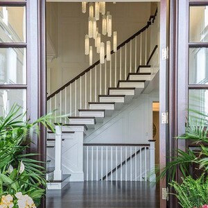 Modern Entryway Lighting Ideas: Transform Your Space Today