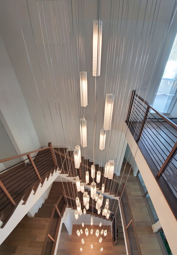 Iluminación de araña de escalera para decoración moderna del hogar