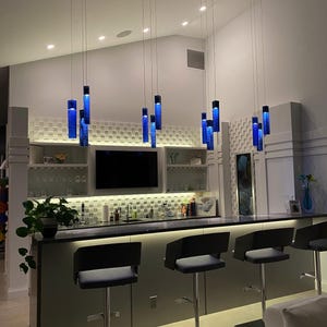 Iluminación para isla de cocina. Lámpara colgante azul para decoración de cocina. 33 colores. Lámpara de techo de vidrieras. Vidrio artístico, decoración del hogar.