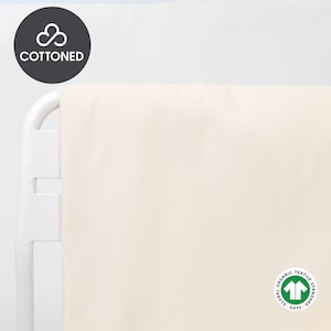 Oblekt lättviktstyg av 100 % bomull / GOTS-certifierad / 254 cm bred / Mått per meter