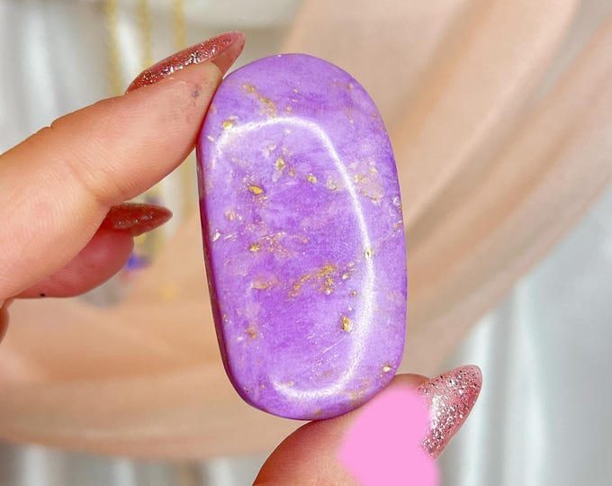 phosphosiderite palm - milky lavender (aw)