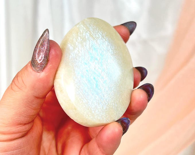 HQ blue flash moonstone palm (ai)