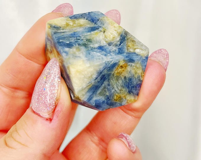 kyanite freeform - quartz inclusions (ff9)