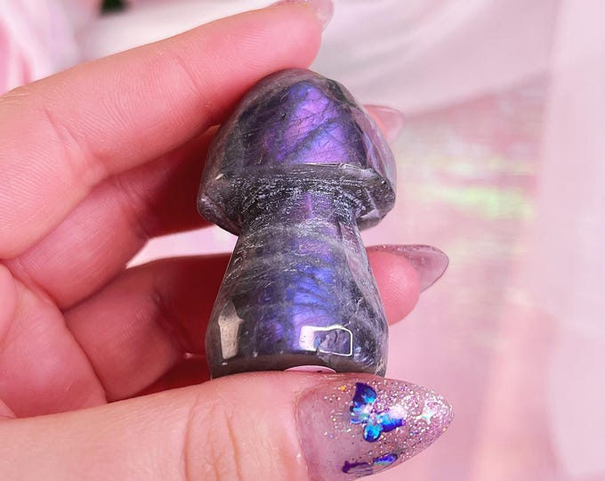 labradorite mushie (i)