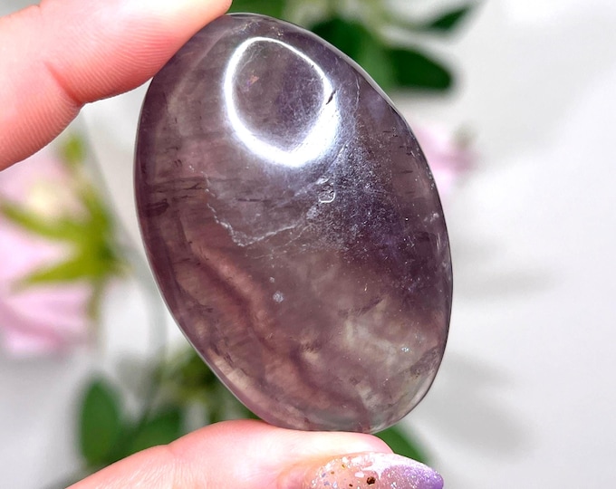 sparkly purple-plum mica fluorite palm stone (t)