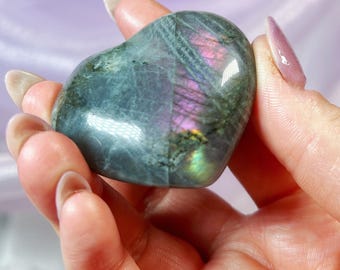 labradorite heart