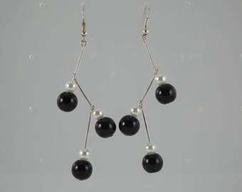 Black and white Molecule earrings