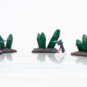 DnD Wargaming RPG Set, Scatter ,Miniature Scenery, Tabletop Gaming, 28mm Terrain, Dungeons and Dragons, RPG, Objective Markers, Crystal