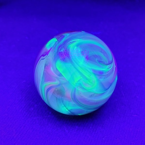 Uranium glass marble, handmade and signed glowing glass marble, gift for marble collector, gift for uranium glass collector