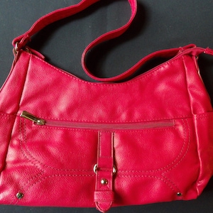 Bolso de mujer rojo vintage.  (Usado)