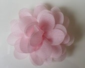 Items Similar To Fleur En Tissu Mousseline De 60mm Rose Pale