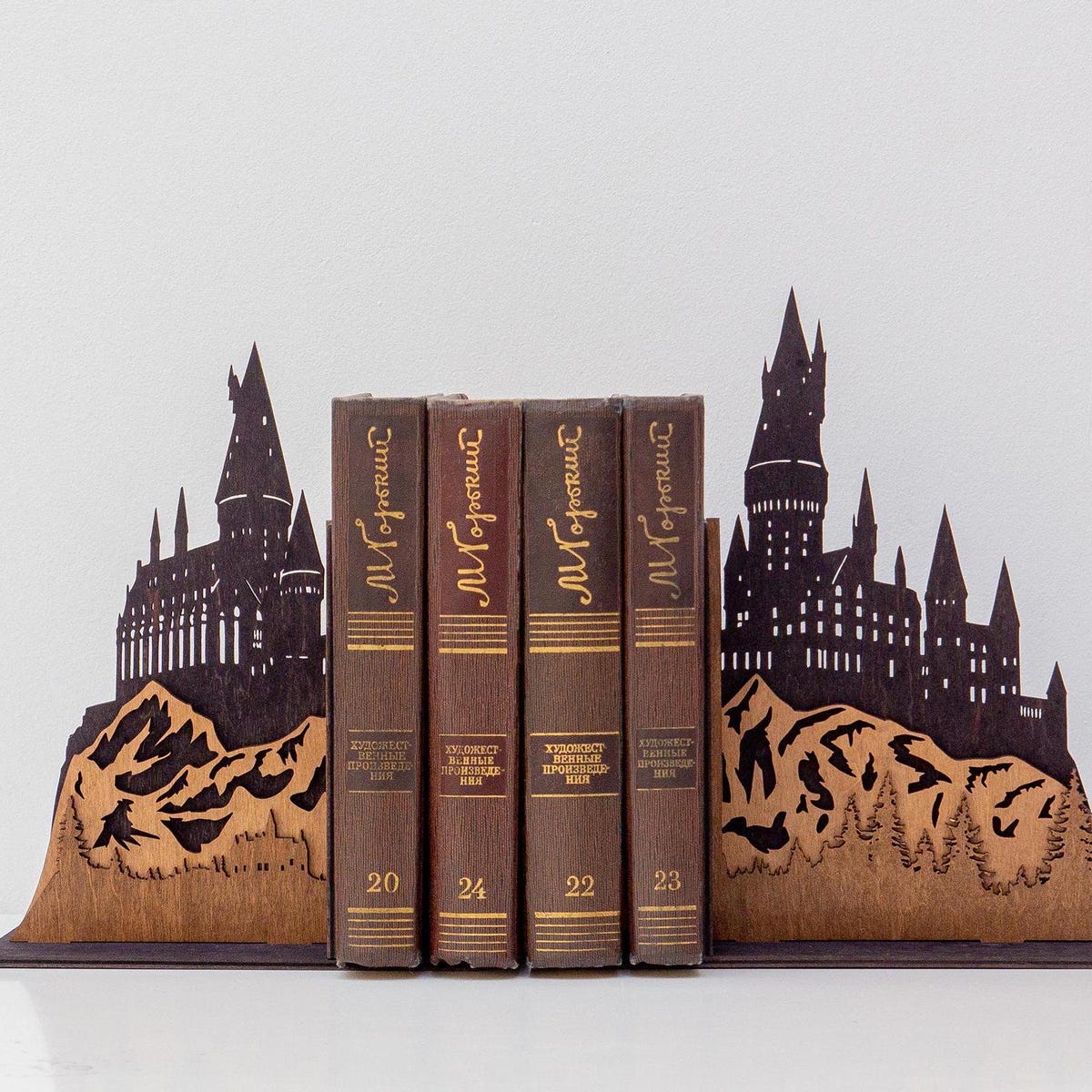 Castle Bookends, Wizard Book Ends, Nursery Room Decor, Fantasy Book Shelf Decorations, Wizard Shelf Decor, Housewarming Gift - Etsy