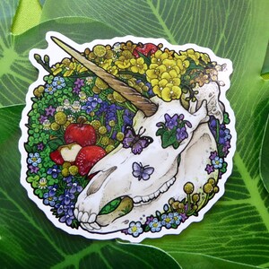 Sticker tête de mort licorne