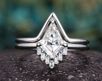 Vintage moissanite engagement ring set unique white gold kite cut rings art deco baguette diamond rings anniversary promise bridal set