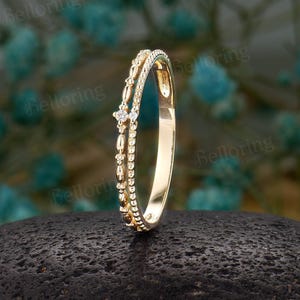 Fijne dubbele diamanten trouwring, 14 kt geelgouden ring, vintage Milgrain-ring, sierlijke trouwring vrouwen, minimalistische stapelbelofteband