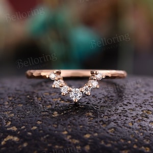 Moissanite diamond curved wedding band rose gold hammered finish chevron rings vintage matching stacking ring promise anniversary ring