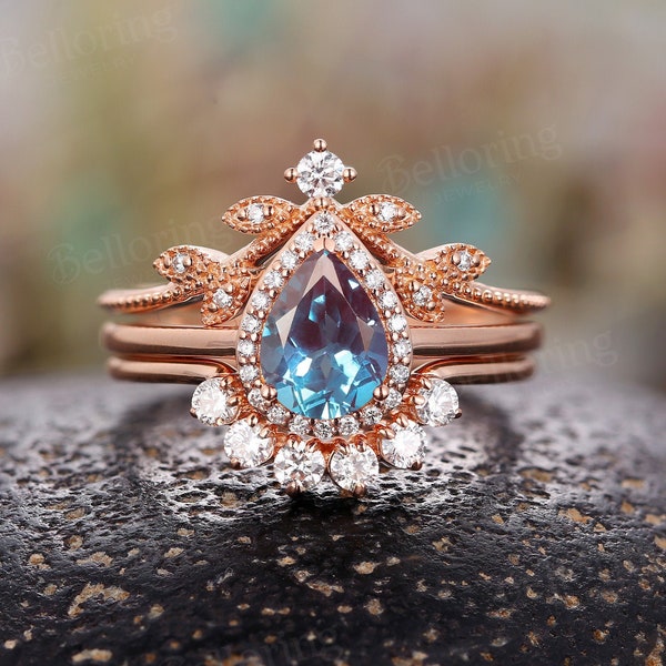 Vintage Alexandrite engagement ring set pear shaped unique moissanite diamond halo rings rose gold leaf ring art deco anniversary bridal set