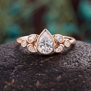 Art Deco Pear Bezel Set Moissanite Engagement Ring,Unique 14K Rose Gold Ring,Round Diamond Ring,Anniversary Promise Bridal Ring For Women