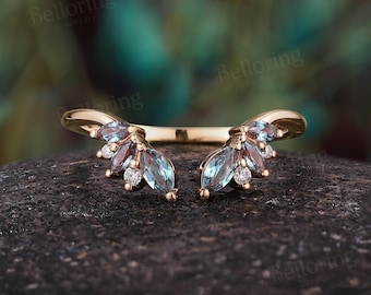 Vintage Alexandrite Open Curved Wedding Band,Unique Marquise Alexandrite Band,14K Yellow Gold Ring,Unique Open Band,Stackable Promise Ring