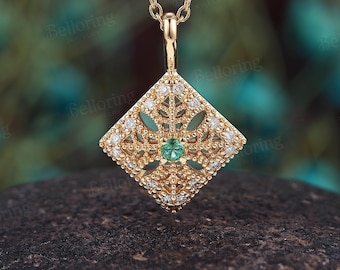 Vintage Emerald bridal necklace unique 14K yellow gold diamond Pendant antique milgrain delicate anniversary princess shaped necklace