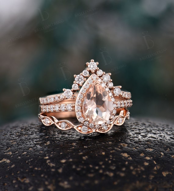 Women's Vintage Pear Pink Morganite Engagement Ring