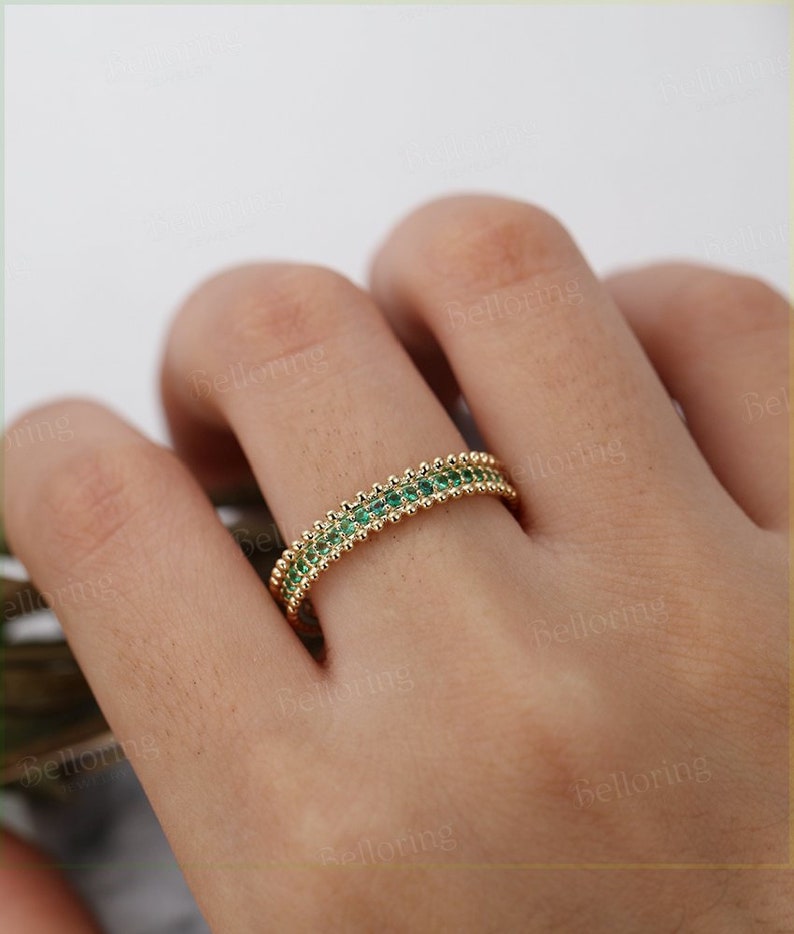 Vintage Emerald Straight Wedding Band - 14K Yellow Gold Unique Full ...