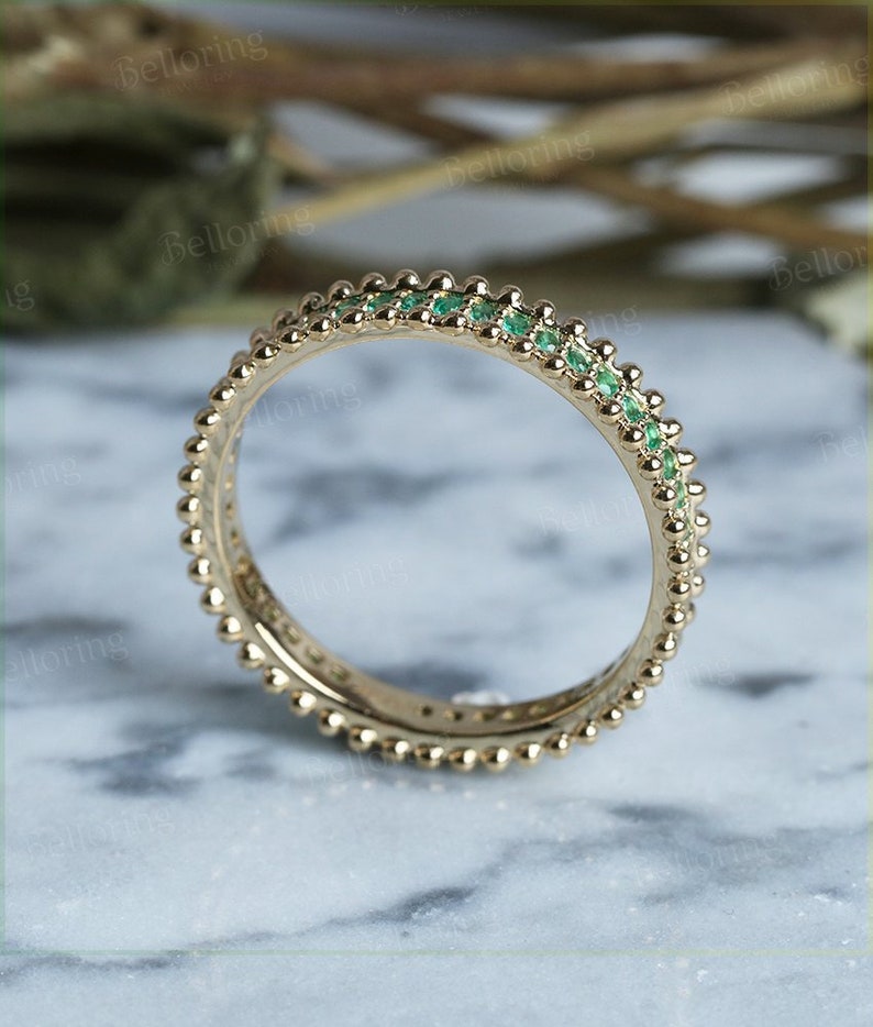 Vintage Emerald Straight Wedding Band - 14K Yellow Gold Unique Full ...