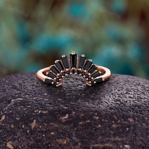 Art deco baguette Black Onyx Band - Curved Wedding Band in rose gold | Unique Matching Ring Wedding Ring Women By Belloring  gift for her