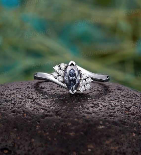 Ashley Canadian Diamond Engagement Ring 021058 - Ashley Jewellers