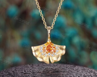 イチョウの葉のハートカットオレンジサファイアペンダントネックレス