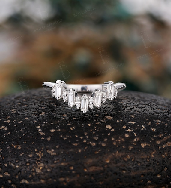 White gold ring with baguette diamonds deals
