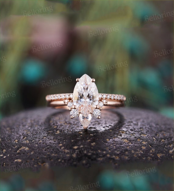 Pear cut bridal set sale
